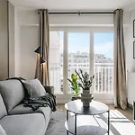 Anadolu - 1 Et Balcon A Tour Eiffel パリ