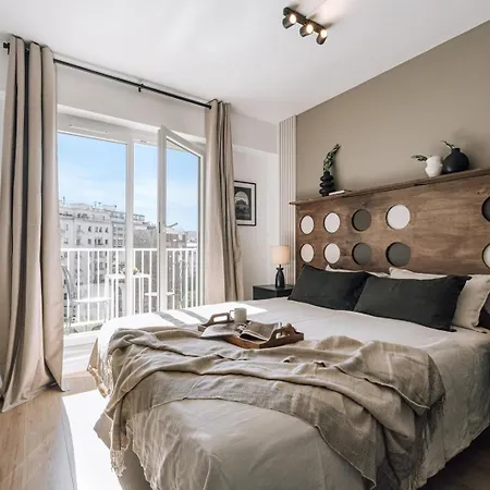 Anadolu - 1 Et Balcon à Tour Eiffel Paris