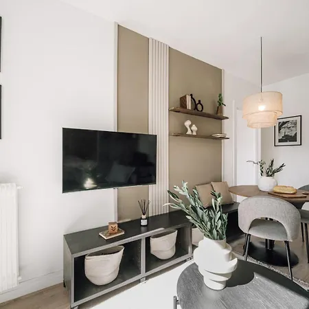 Anadolu - 1 Et Balcon à Tour Eiffel *